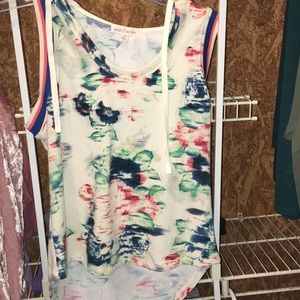 Tank top. Never worn. Perfect condition.